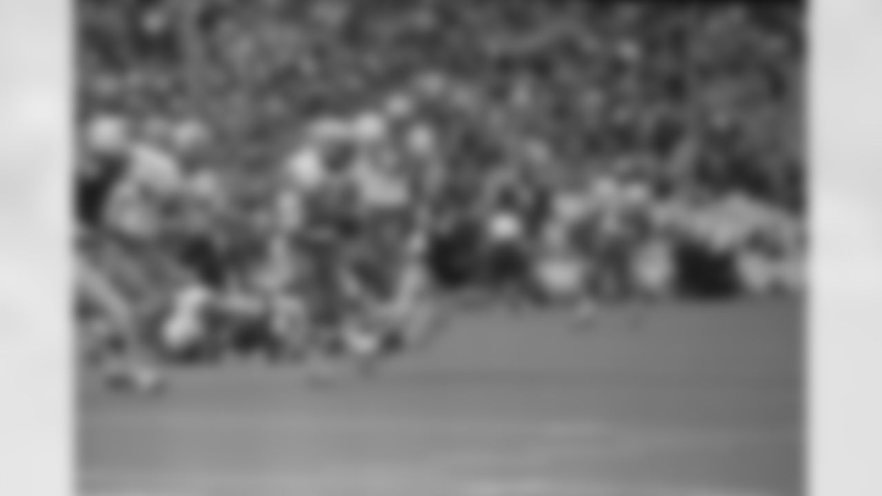 Dallas Cowboys corner back Herb Adderley (26) intercepts a Philadelphia Eagles pass in the fourth quarter and returned it for twelve yards to break a scoring drive in Dallas, Texas, November 1, 1970. In on the play are Cowboys Charlie Waters (41) Larry Cole (62) and Eagles Wade Key. The Cowboys won 21-17. (AP Photo)