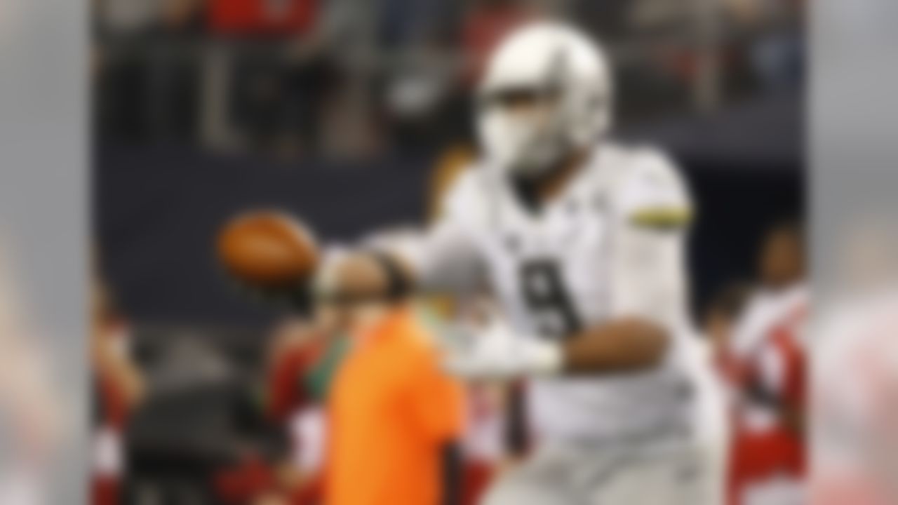 ]Oregon Ducks defensive lineman Arik Armstead (9) celebrates recovering a fumble during the third quarter against the Ohio State Buckeyes in the 2015 CFP National Championship Game at AT&T Stadium. Tim Heitman-USA TODAY Sports