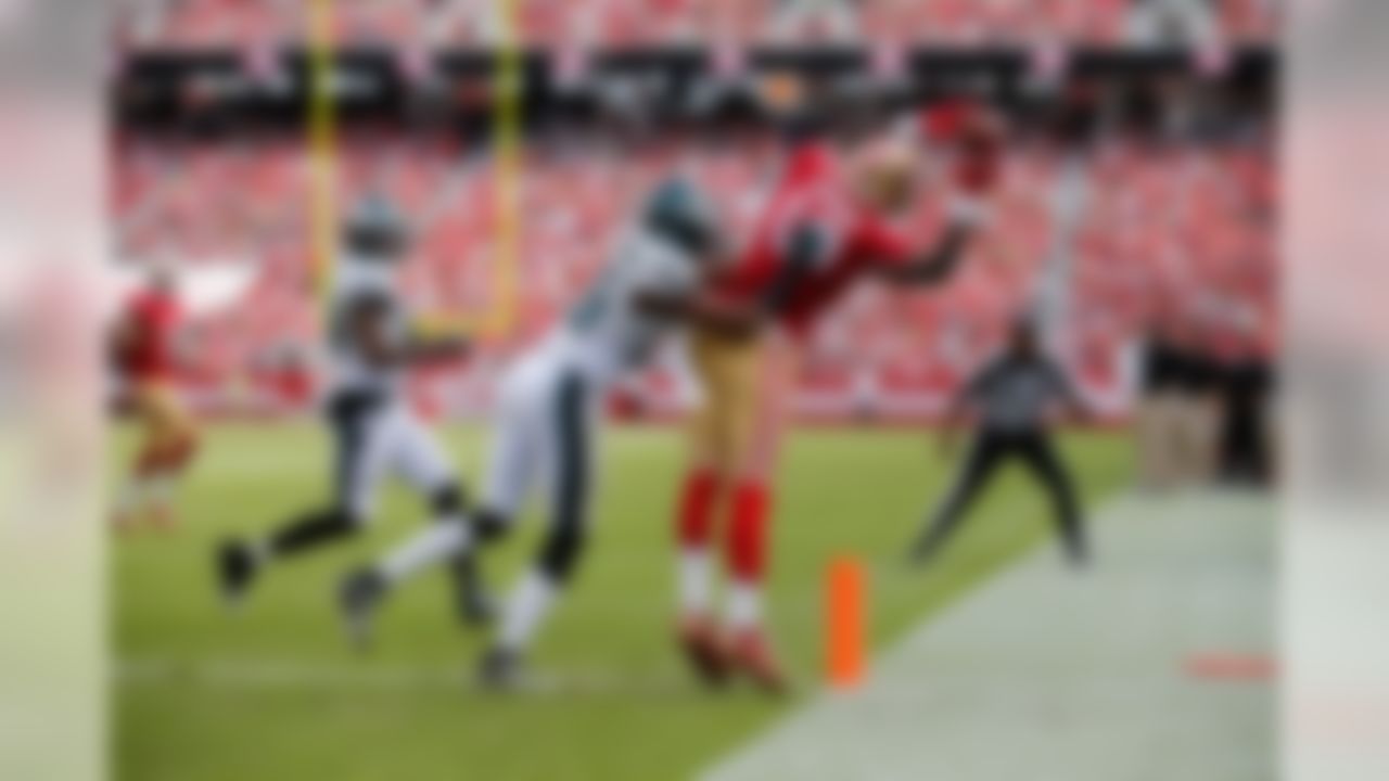 San Francisco 49ers wide receiver Steve Johnson, right, catches a 12-yard touchdown pass in front of Philadelphia Eagles cornerback Cary Williams (26) during the NFL regular season game against the Philadelphia Eagles and the San Francisco 49ers on Sunday, Sept. 28, 2014 at the Levi's Stadium in Santa Clara, Calif. (Ric Tapia/NFL)