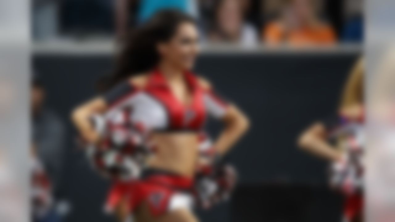 Best of 2017 NFL cheerleaders: Week 6