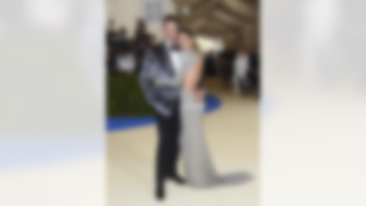 Tom Brady and wife Gisele Bundchen attends The Metropolitan Museum of Art's Costume Institute benefit gala celebrating the opening of the Rei Kawakubo/Comme des Garcons: Art of the In-Between exhibition on Monday, May 1, 2017, in New York. (Photo by Evan Agostini/Invision/AP)