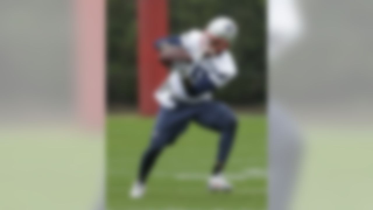 New England Patriots wide receiver Brandon LaFell catches a pass during practice Friday, Jan. 30, 2015, in Tempe, Ariz. The Patriots play the Seattle Seahawks in NFL football Super Bowl XLIX Sunday, Feb. 1. (AP Photo/Mark Humphrey)