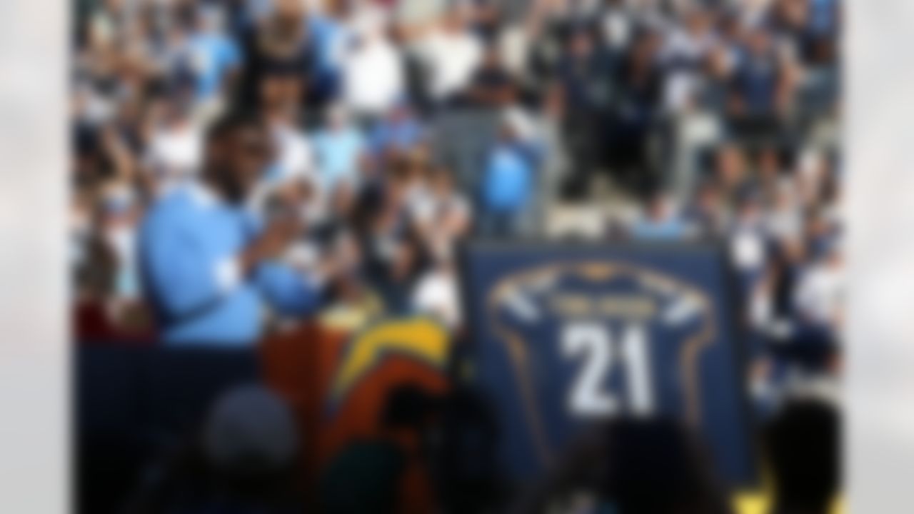LaDainian Tomlinson former running back of the San Diego Chargers has his #21 jersey retired during an NFL football game between the Kansas City Chiefs and the San Diego Chargers Sunday, November 22, 2015, in San Diego, CA. (Tom Hauck via AP)