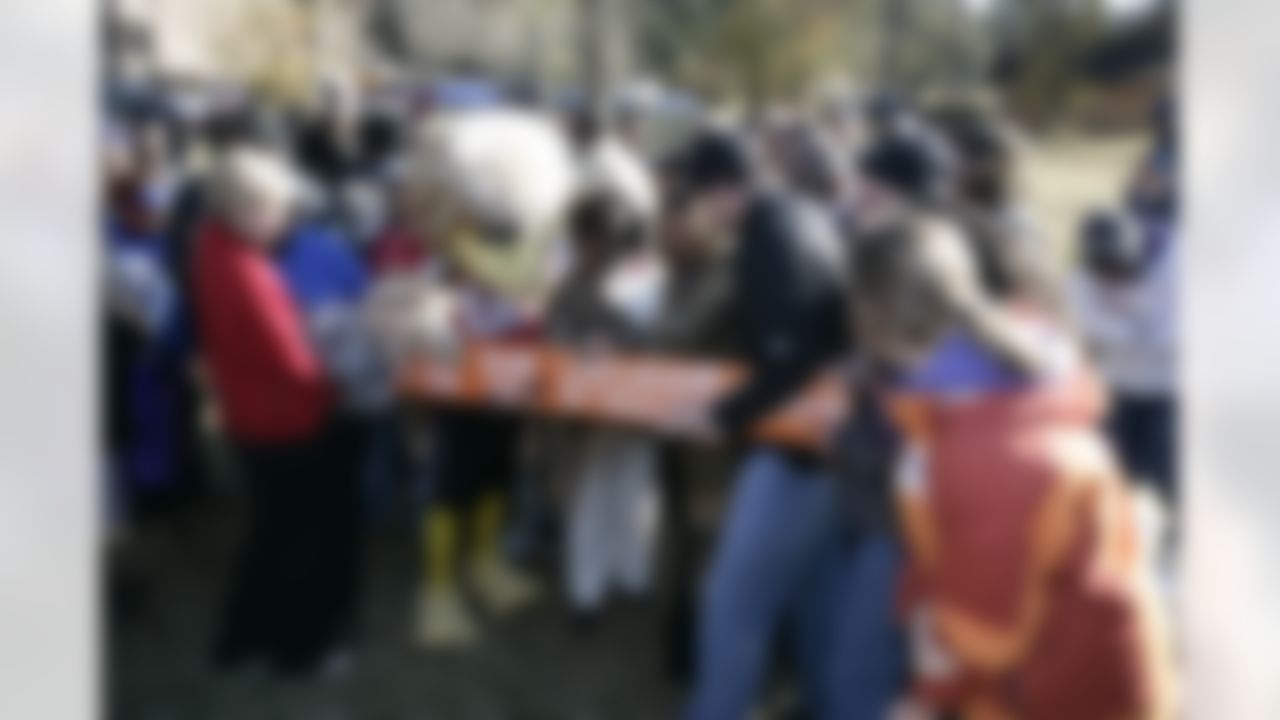 The Home Depot NFL Neighborhood MVP Build in Atlanta, GA with Falcons Linebacker Keith Brooking. (Photo by Andrew Coppley/CIA Stock Photography Inc.)