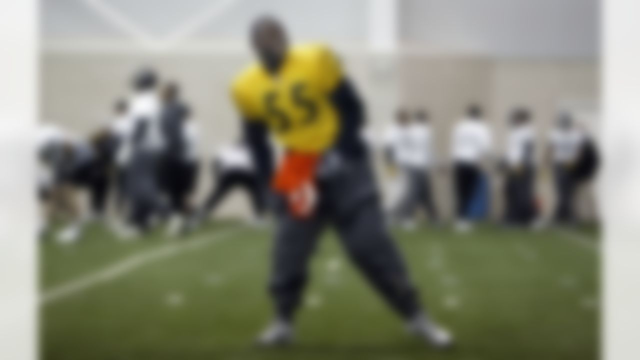 Pittsburgh Steelers linebacker Stevenson Sylvester (55) stretches during practice on Thursday, Feb. 3, 2011, in Fort Worth, Texas. The Steelers will play the Green Bay Packers in NFL football Super Bowl XLV Sunday, Feb. 6. (AP Photo/Mark Humphrey)
