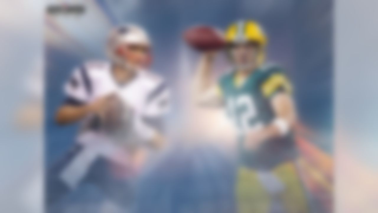 Tom Brady and Aaron Rodgers have never faced each other as starting QB. Sunday's game marks the first time in NFL history 2 QB are starting against each other for the first time (including playoffs), when each has already made 3+ Pro Bowls and won an MVP award.