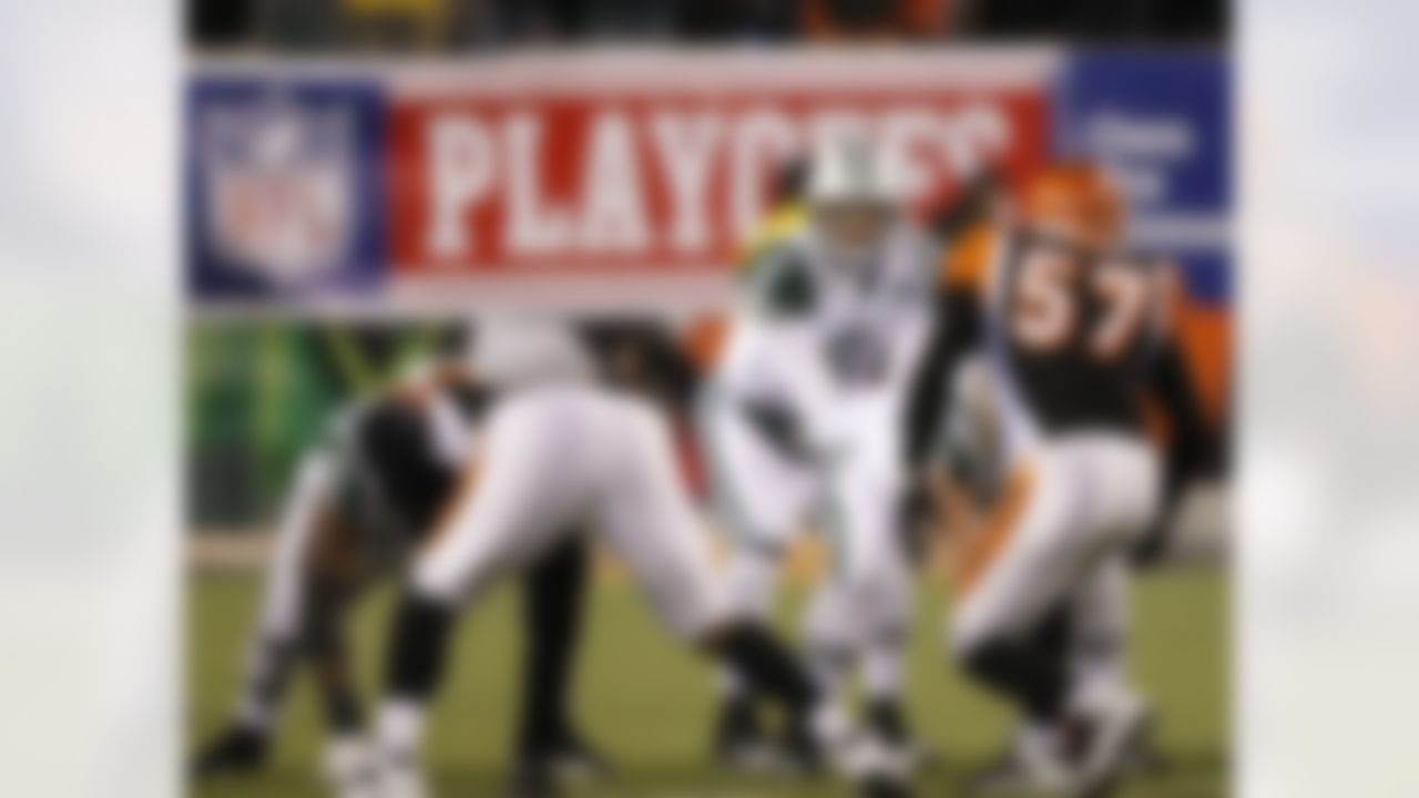 New York Jets quarterback Mark Sanchez (6) in action against the New York Jets in the second half of an NFL wild-card playoff football game, Saturday, Jan. 9, 2010, in Cincinnati. (AP Photo/Ed Reinke)