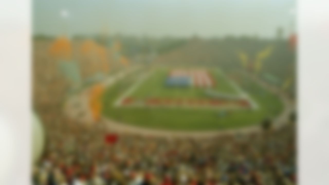 A view from the top of the Stanford Stadium during the Super Bowl XIX between the San Francisco 49ers and the Miami Dolphins at Stanford Stadium in Stanford, CA on January 20, 1985. (Associated Press)