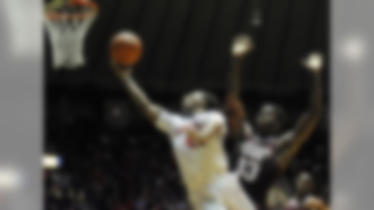 Particulars: 5-10, 179.
Skinny: Moody is on the small side, but he is a high-level athlete who is quick and can jump out of the gym (that sounds a bit like Senquez Golson, who starred at cornerback for the Rebels last season at 5-9).