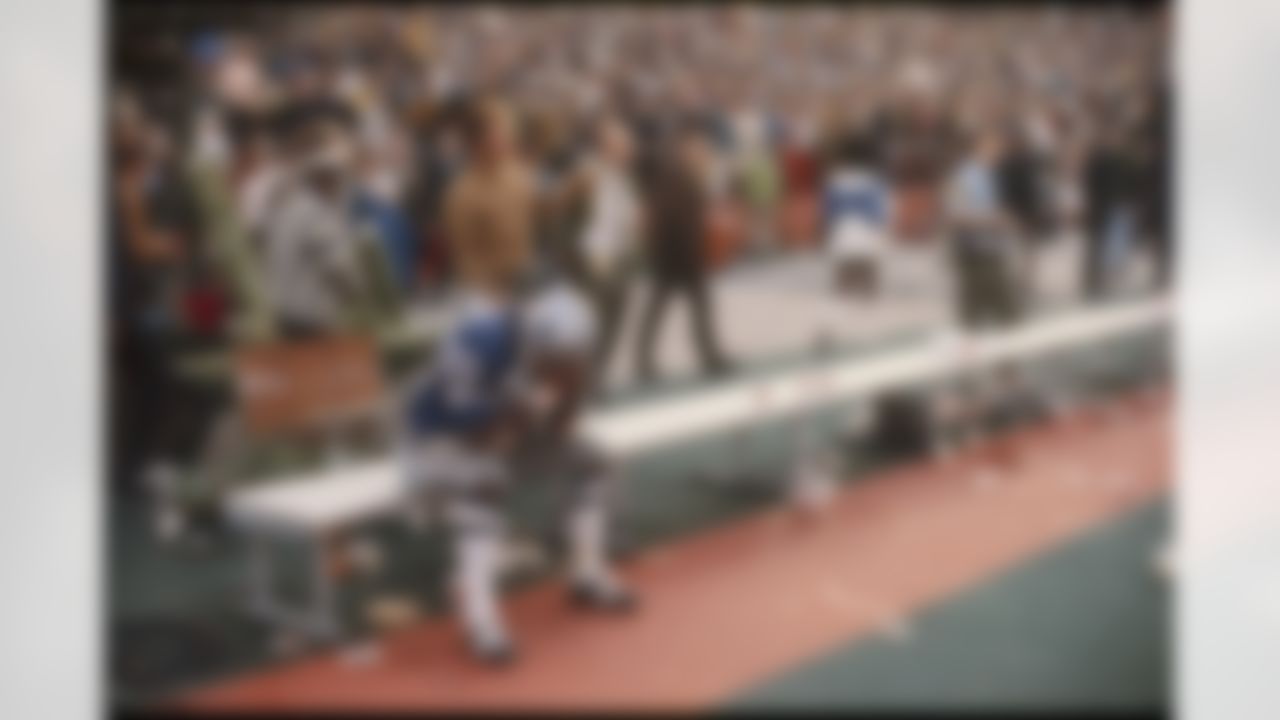 Pro Football Hall of Fame and Dallas Cowboys defensive back Mel Renfro (20) sitting on the bench in disappointment in the Cowboys 16-13 loss to the Baltimore Colts in Super Bowl V on January 17, 1971 at the Orange Bowl in Miami, Florida. (National Football League)