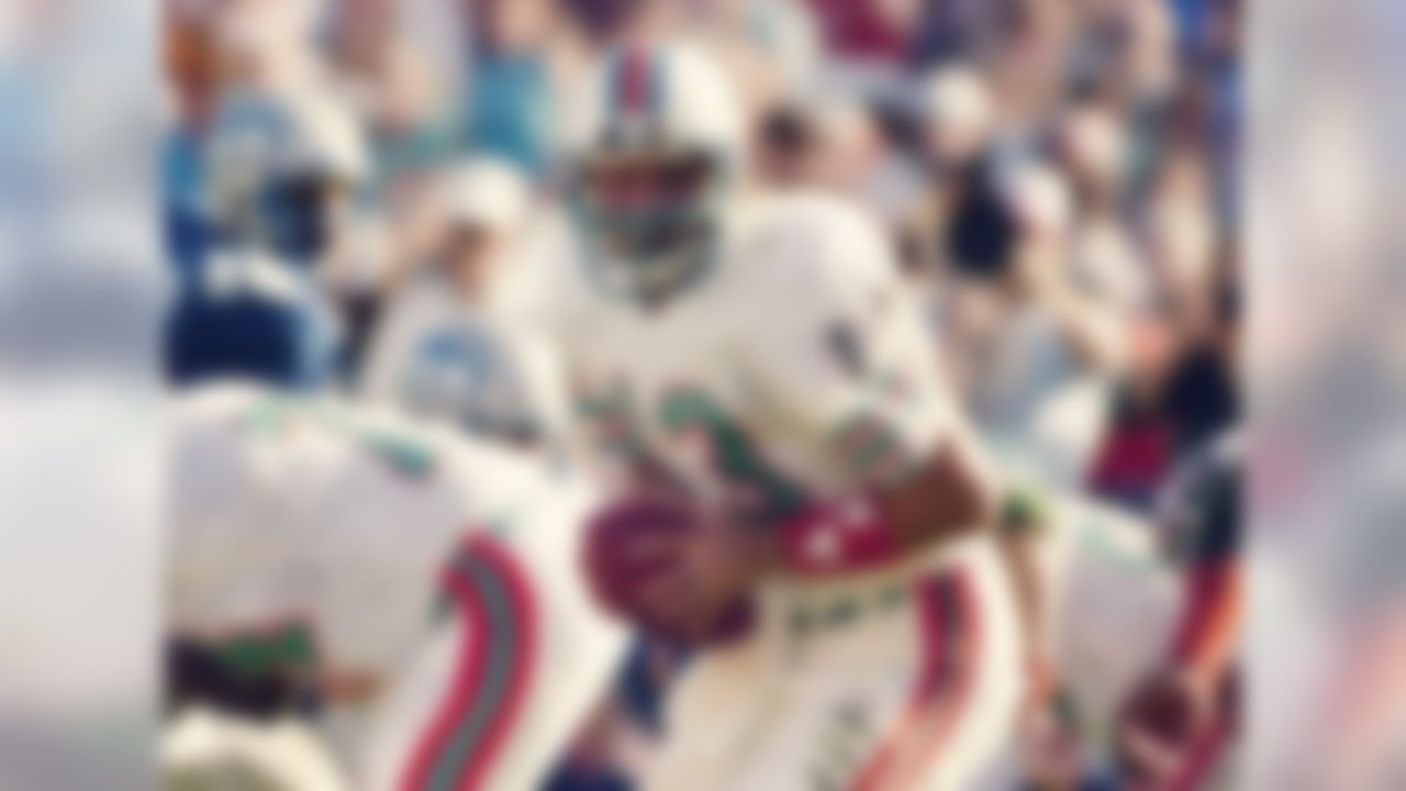 Draft: 1983 NFL Draft, first round, No. 27 overall
College: Pittsburgh
Marino was a nine-time Pro Bowl selection, the league's MVP in 1984 and a 2005 inductee into the Pro Football Hall of Fame. At the time of his retirement, Marino held most significant career passing records.
Elliot's take: Marino is another pretty easy pick. To think five quarterbacks went ahead of him in 1983 is mind boggling. That said, Jake Scott, who was MVP of Super Bowl VII and intercepted 49 passes in his career, was quite the value pick in the seventh round of the 1970 draft.