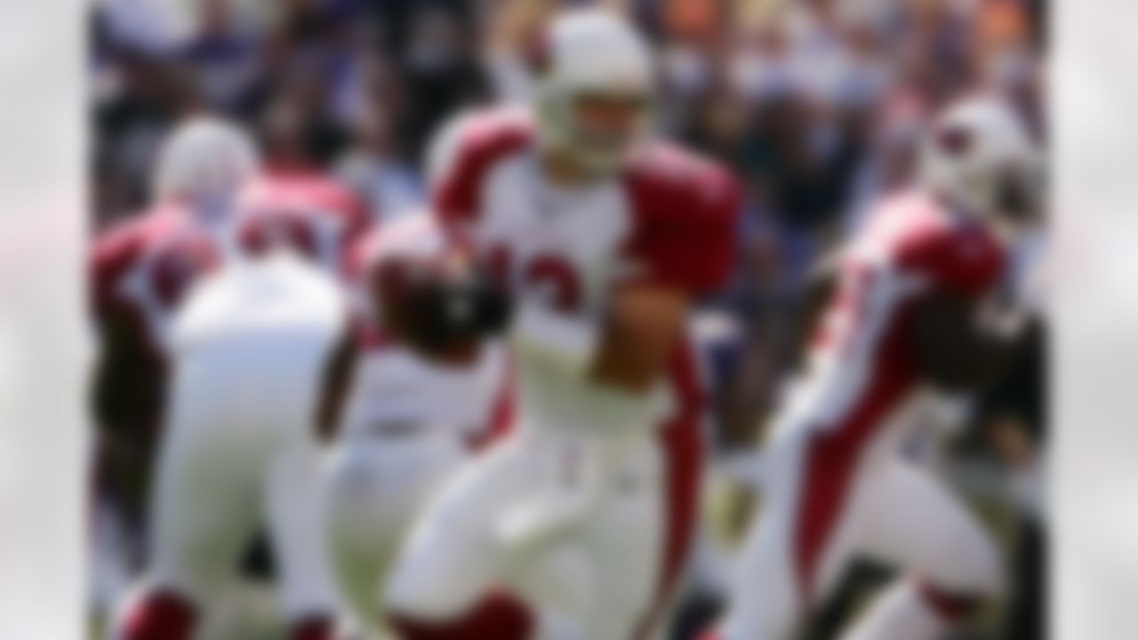 BALTIMORE - SEPTEMBER 23: Quarterback Kurt Warner #13 of the Arizona Cardinals looks to pass against the Baltimore Ravens on September 23, 2007 at M&T Bank Stadium in Baltimore, Maryland. (Photo by Chris McGrath/Getty Images)