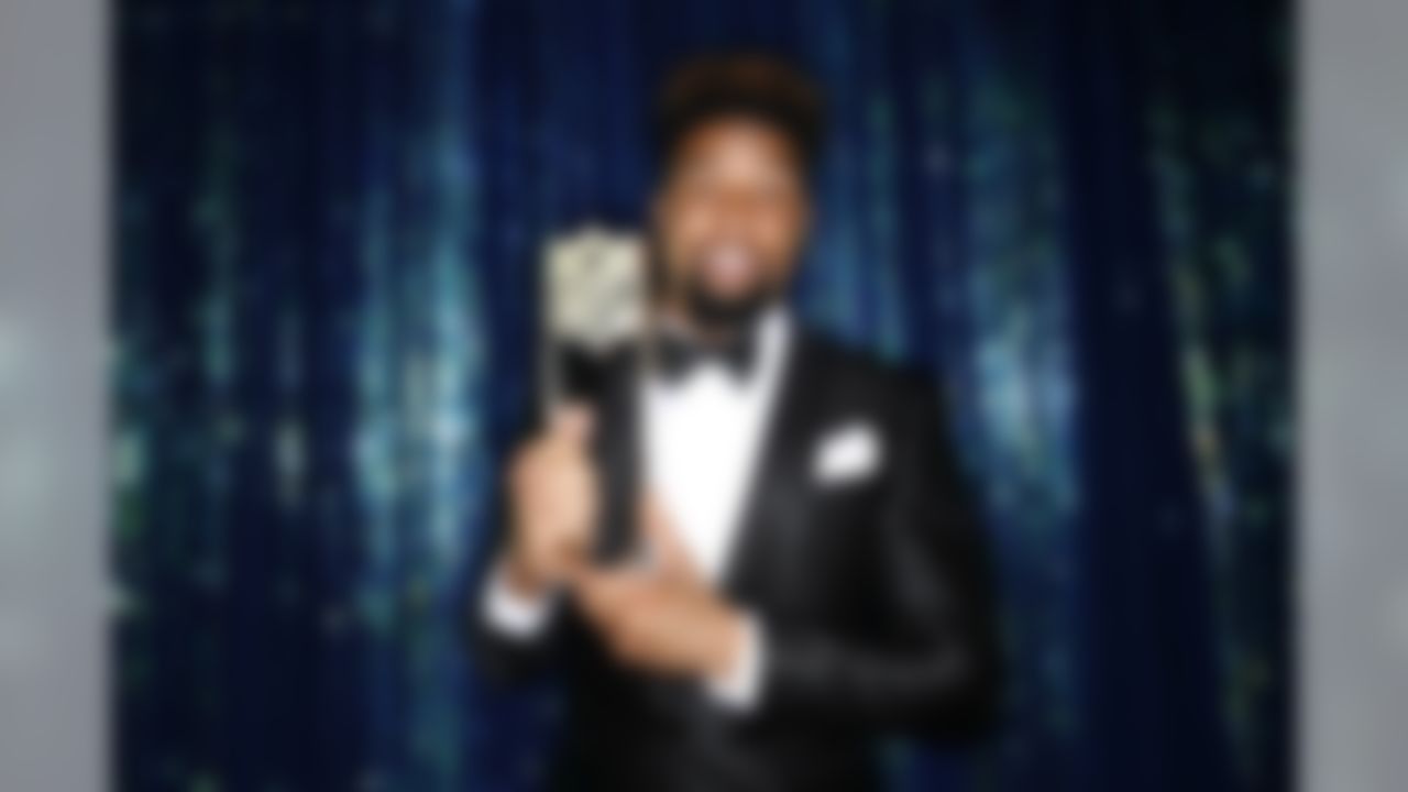 New York Giants wide receiver Odell Beckham Jr. poses for a photograph with the AP Offensive Rookie of the Year award during the 4th Annual NFL Honors awards show at the Phoenix Symphony Hall on Saturday, January 31, 2015 in Phoenix, AZ. (Ben Liebenberg/NFL)