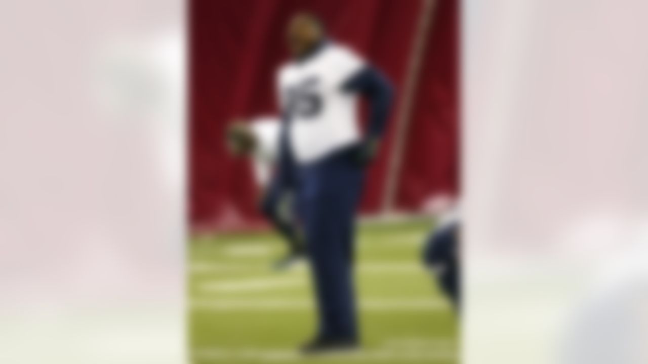 Seattle Seahawks' Anthony McCoy yawns during a team practice for NFL Super Bowl XLIX football game, Friday, Jan. 30, 2015, in Tempe, Ariz. The Seahawks play the New England Patriots in Super Bowl XLIX on Sunday, Feb. 1, 2015. (AP Photo/Matt York)