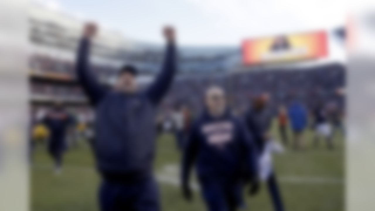 Green Bay Packers' Erik Walden reacts after intercepting a pass during the  first half of an NFL football game against the Tennessee Titans Sunday,  Dec. 23, 2012, in Green Bay, Wis. (AP