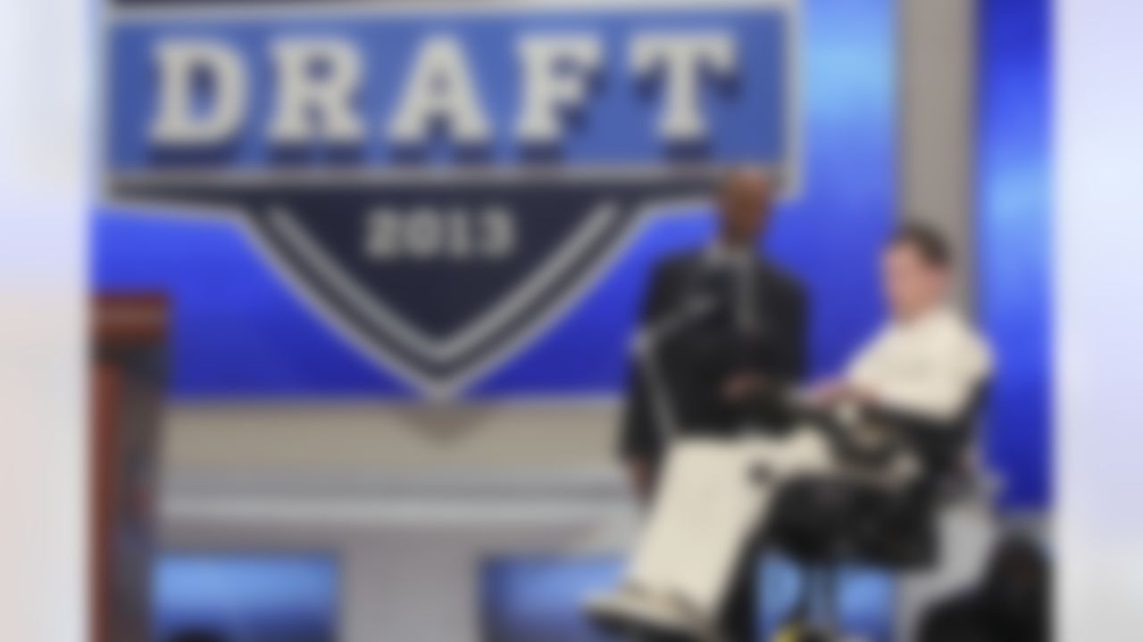Former New Orleans Saints safety Steve Gleason announces a draft pick during the third round of the NFL Draft, Friday, April 26, 2013 at Radio City Music Hall in New York. (AP Photo/Mary Altaffer)