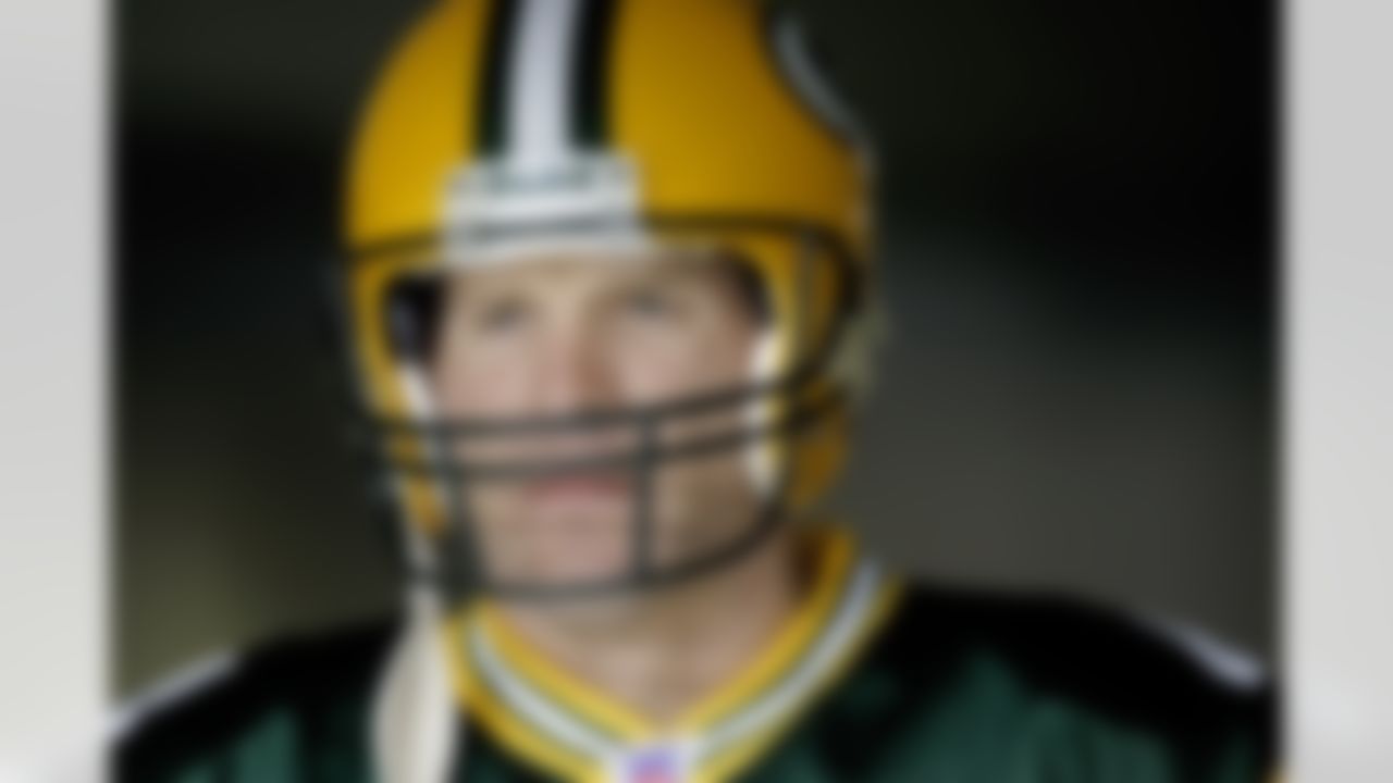 Green Bay Packers quarterback Brett Favre waits to be introduced before their NFL football game against the Seattle Seahawks in Green Bay, Wis., in this Jan. 1, 2006. Brett Favre has decided to retire from the NFL after 17 seasons. (AP Photo/Morry Gash)