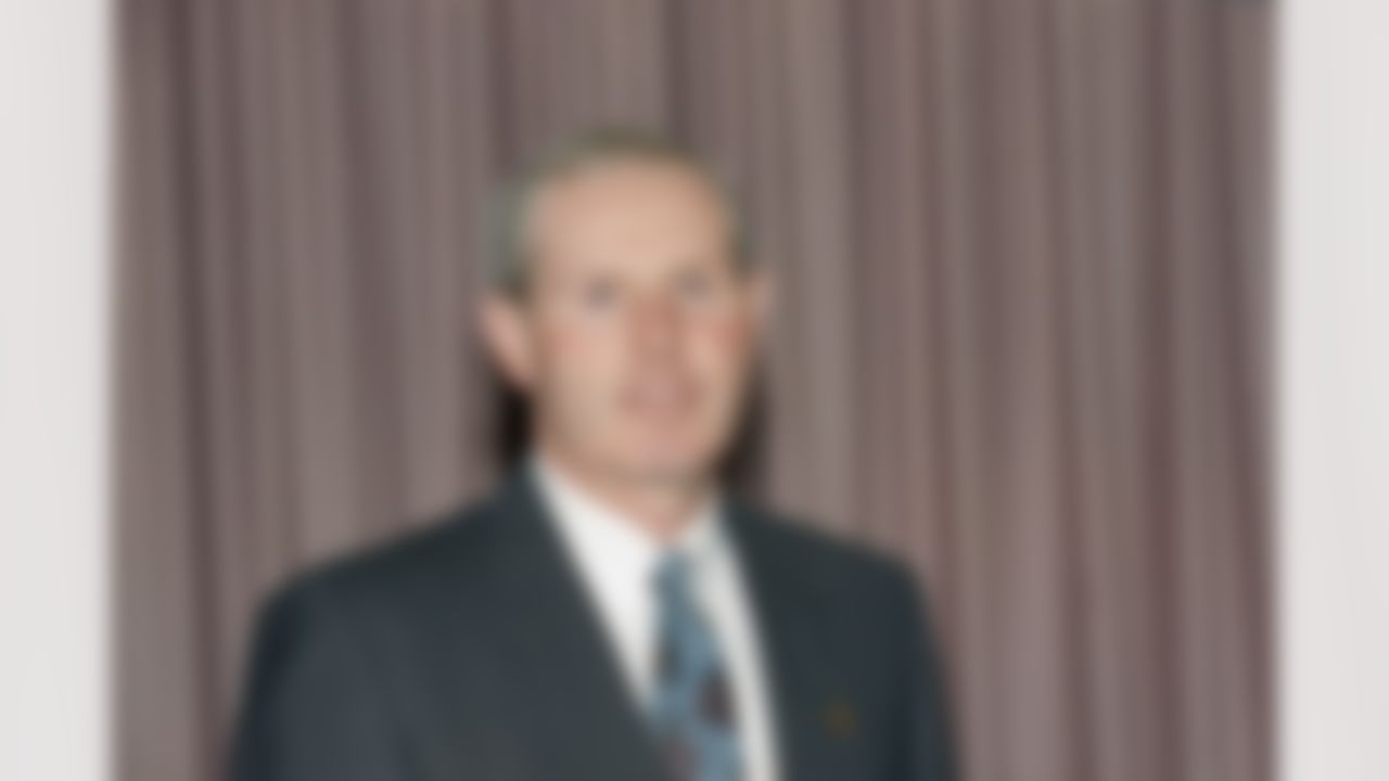 Boston College Football coach Tom Coughlin speaks at a press conference about possibly being named to coach the New York giants of the NFL on Dec. 10, 1992 in Tampa, FL. (Associated Press)