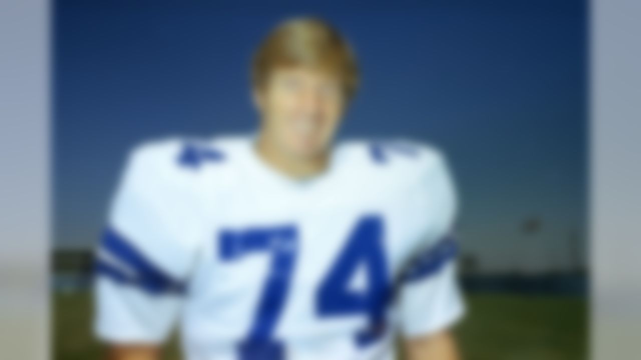 Dallas Cowboys defensive tackle Bob Lilly is shown, 1974. (Associated Press)