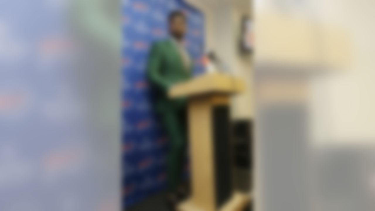 (Ben Liebenberg/NFL)
Buffalo Bills quarterback Tyrod Taylor (5) speaks during a post-game interview after an NFL football game, Sunday, Oct. 23, 2016, in Miami Gardens, Fla. The Dolphins defeated the Bills 28-25. (AP Photo/Lynne Sladky)