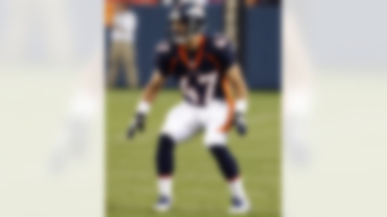 Denver safety John Lynch in the Broncos 35-10 preseason win over the Tennessee Titans at Invesco Field in Denver, Colorado on Saturday, August 19, 2006. (Photo by Kevin Terrell/NFL)
