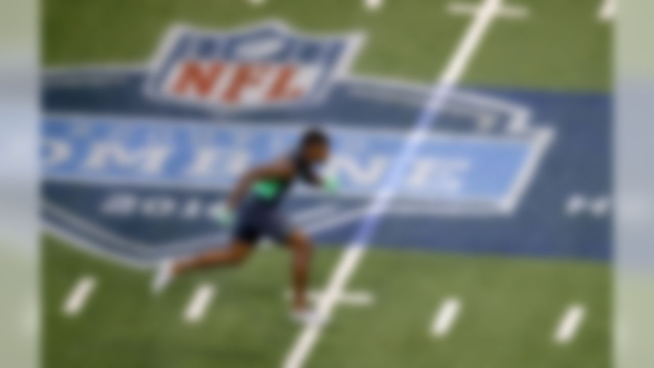 Colorado defensive back Ken Crawley runs a drill during the 2016 NFL Scouting Combine on Monday, Feb. 29, 2016 in Indianapolis. (Ben Liebenberg/NFL)