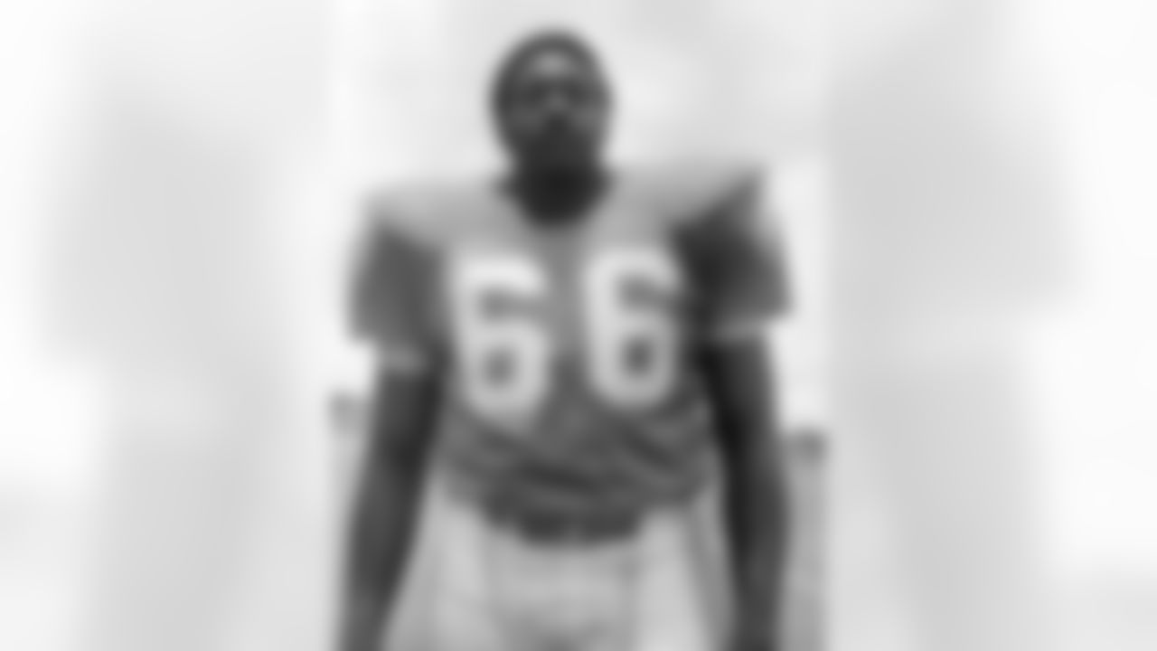 Miami Dolphins guard Larry Little shown Aug. 9, 1972. (AP Photo)