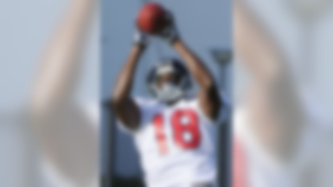 Houston Texans' Lestar Jean catches a pass during drills at training camp Monday, July 30, 2012, in Houston. (AP Photo/Pat Sullivan)