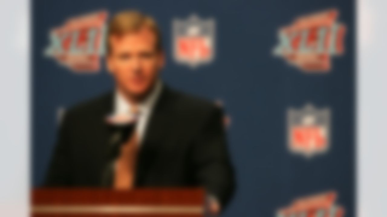 PHOENIX, AZ - FEBRUARY 04: NFL Commissioner Roger Goodell fields questions from the media during a press conference at the Phoenix Convention Center on February 4, 2008 in Phoenix, Arizona. (Photo by Gene Lower/Getty Images)