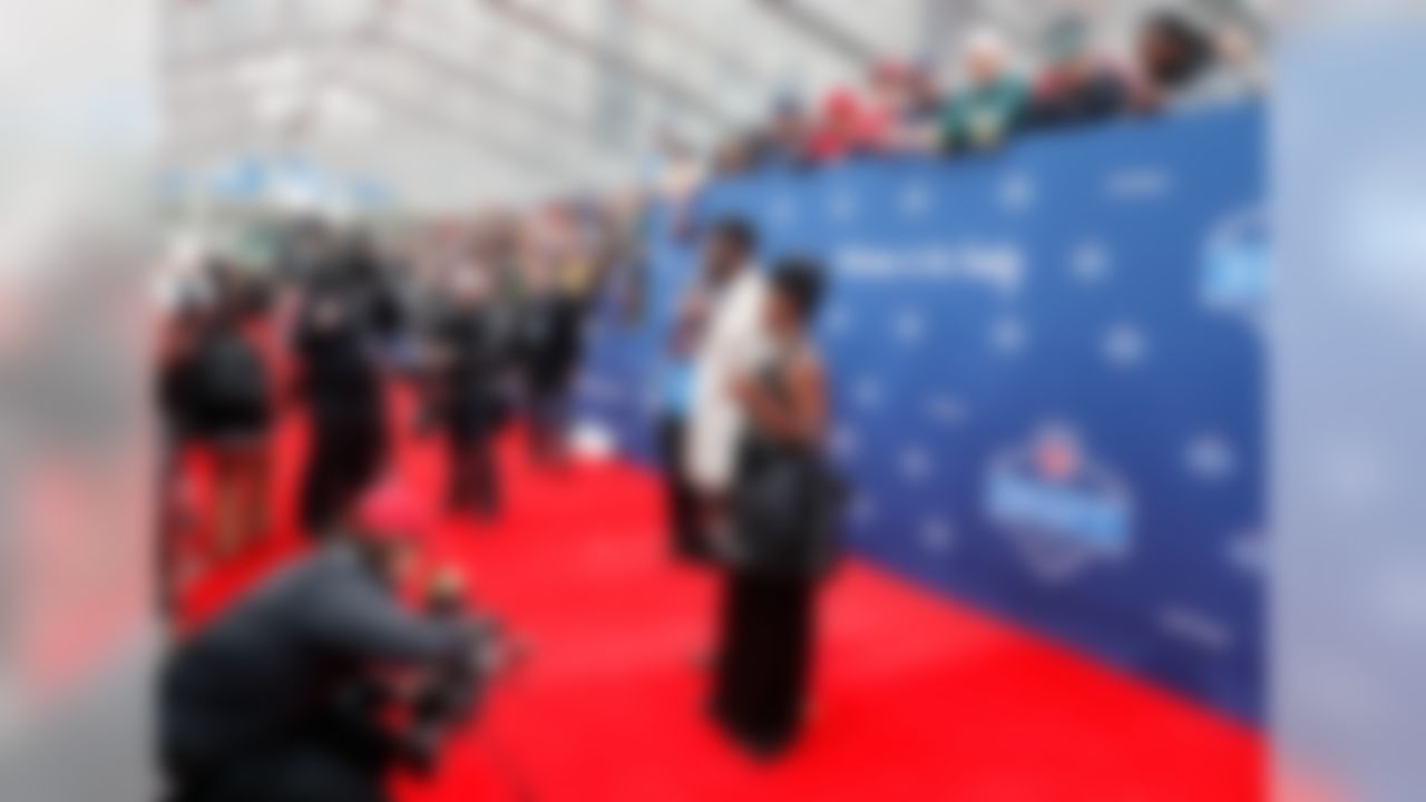 Clemson defensive end Shaq Lawson poses for photos on the red carpet during the 2016 NFL Draft at the Auditorium Theatre on Thursday, April 28, 2016 in Chicago. (Ben Liebenberg/NFL)