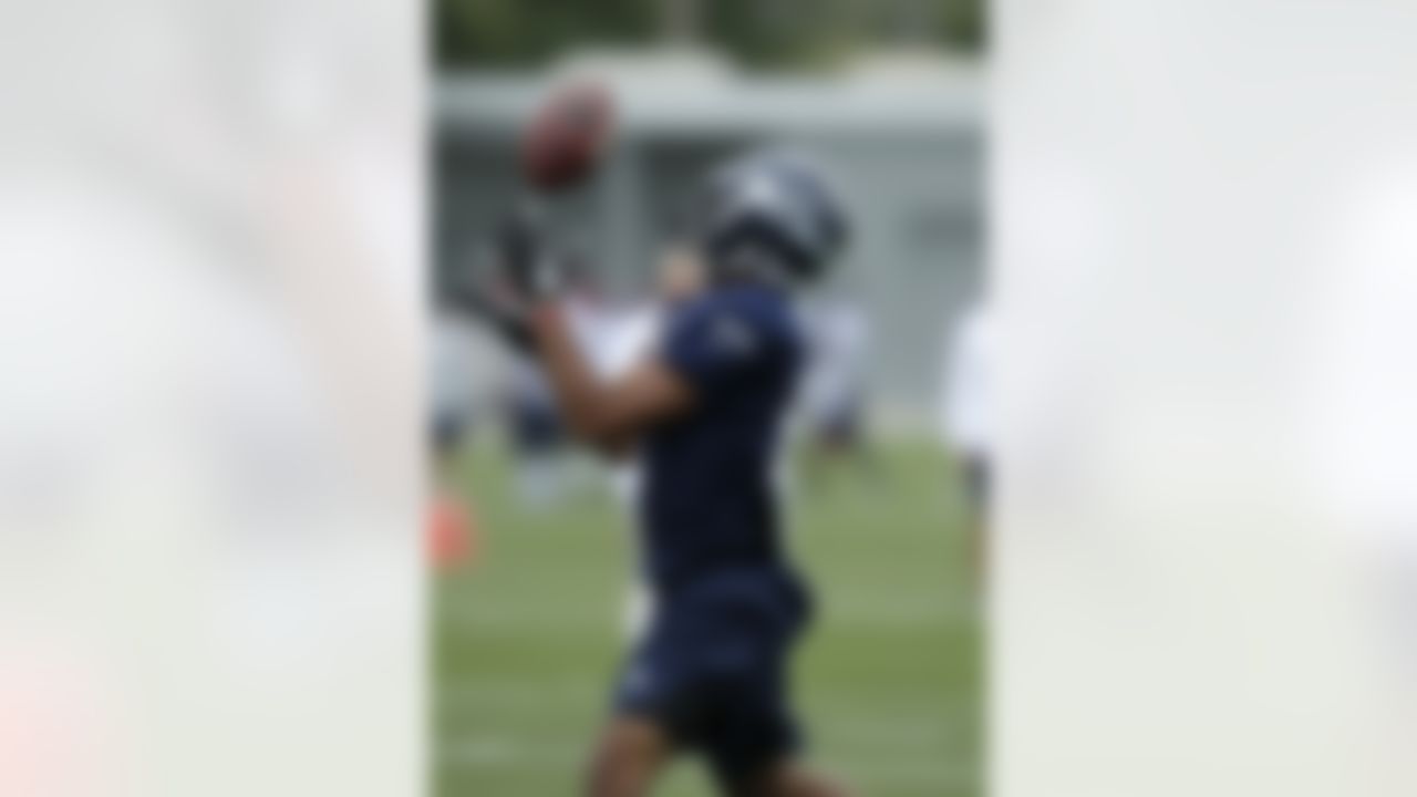 Seattle Seahawks wide receiver Golden Tate makes a catch during practice drills, Monday, July 30, 2012, at NFL football training camp in Renton, Wash. (AP Photo/Ted S. Warren)