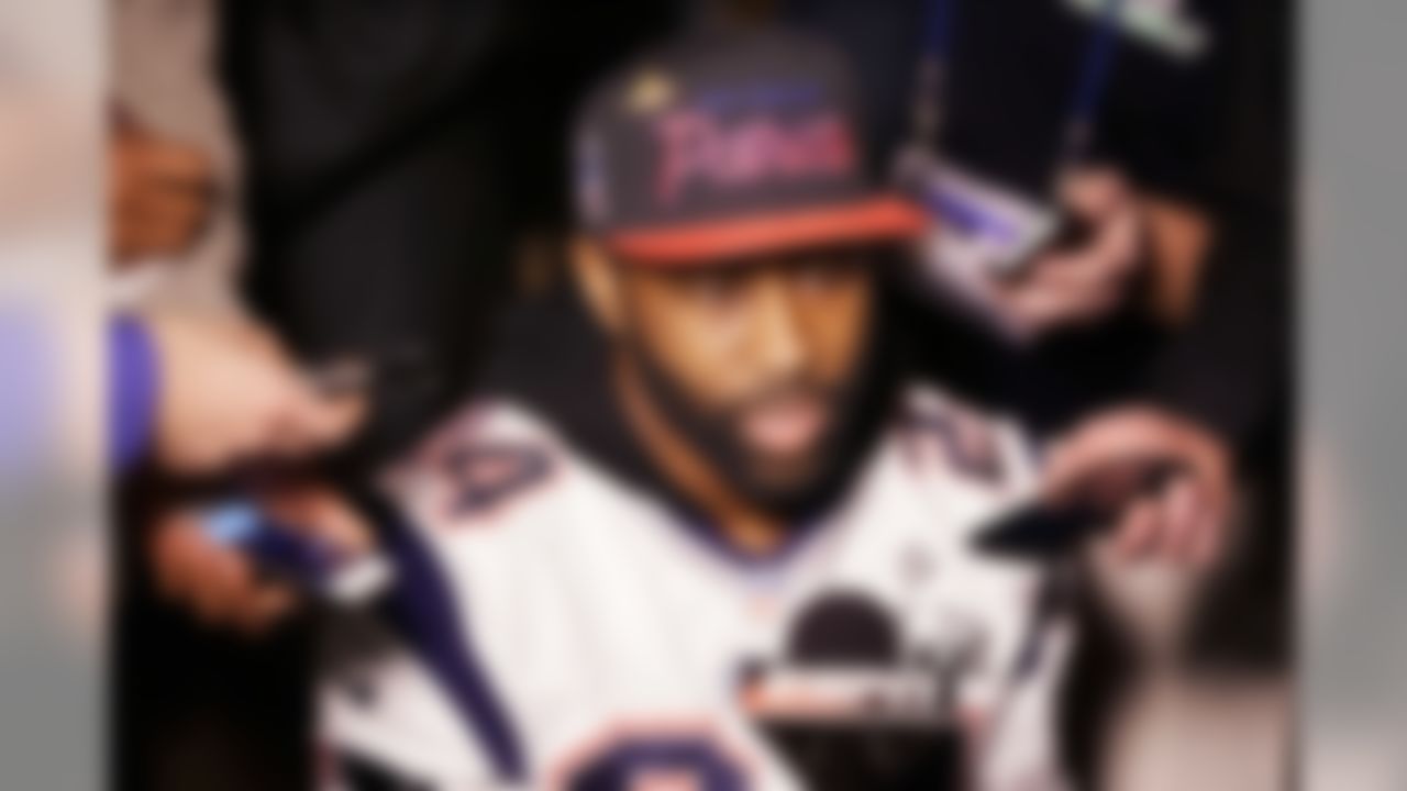New England Patriots cornerback Darrelle Revis answers questions during a news conference Thursday, Jan. 29, 2015, in Chandler, Ariz. The Patriots play the Seattle Seahawks in NFL football Super Bowl XLIX Sunday, Feb. 1. (AP Photo/Mark Humphrey)