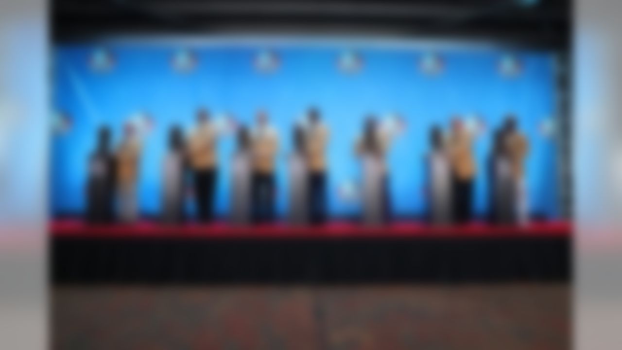 Pro Football Hall of Fame Class of 2018 enshrinees Bobby Beathard, Robert Brazile, Brian Urlacher, Randy Moss, Ray Lewis, Jerry Kramer, and Brian Dawkins pose for a group photo with their busts after the Induction Ceremony on Friday, August 4, 2018 in Canton, Ohio.