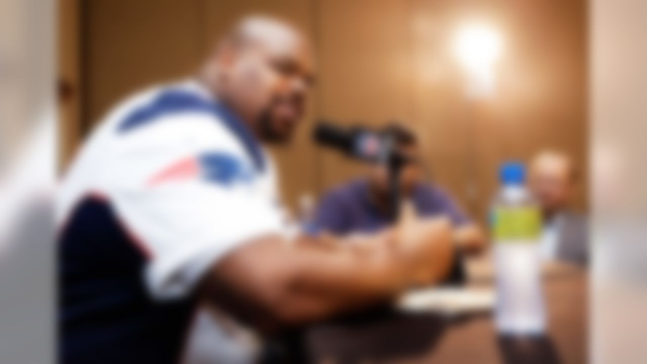 New England Patriots defensive tackle Vince Wilfork answers questions during a news conference Thursday, Jan. 29, 2015, in Chandler, Ariz. The Patriots play the Seattle Seahawks in NFL football Super Bowl XLIX Sunday, Feb. 1. (AP Photo/Mark Humphrey)