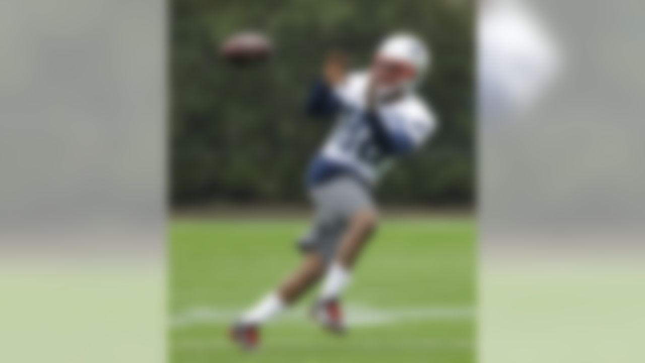New England Patriots wide receiver Josh Boyce catches a pass during practice Friday, Jan. 30, 2015, in Tempe, Ariz. The Patriots play the Seattle Seahawks in NFL football Super Bowl XLIX Sunday, Feb. 1. (AP Photo/Mark Humphrey)