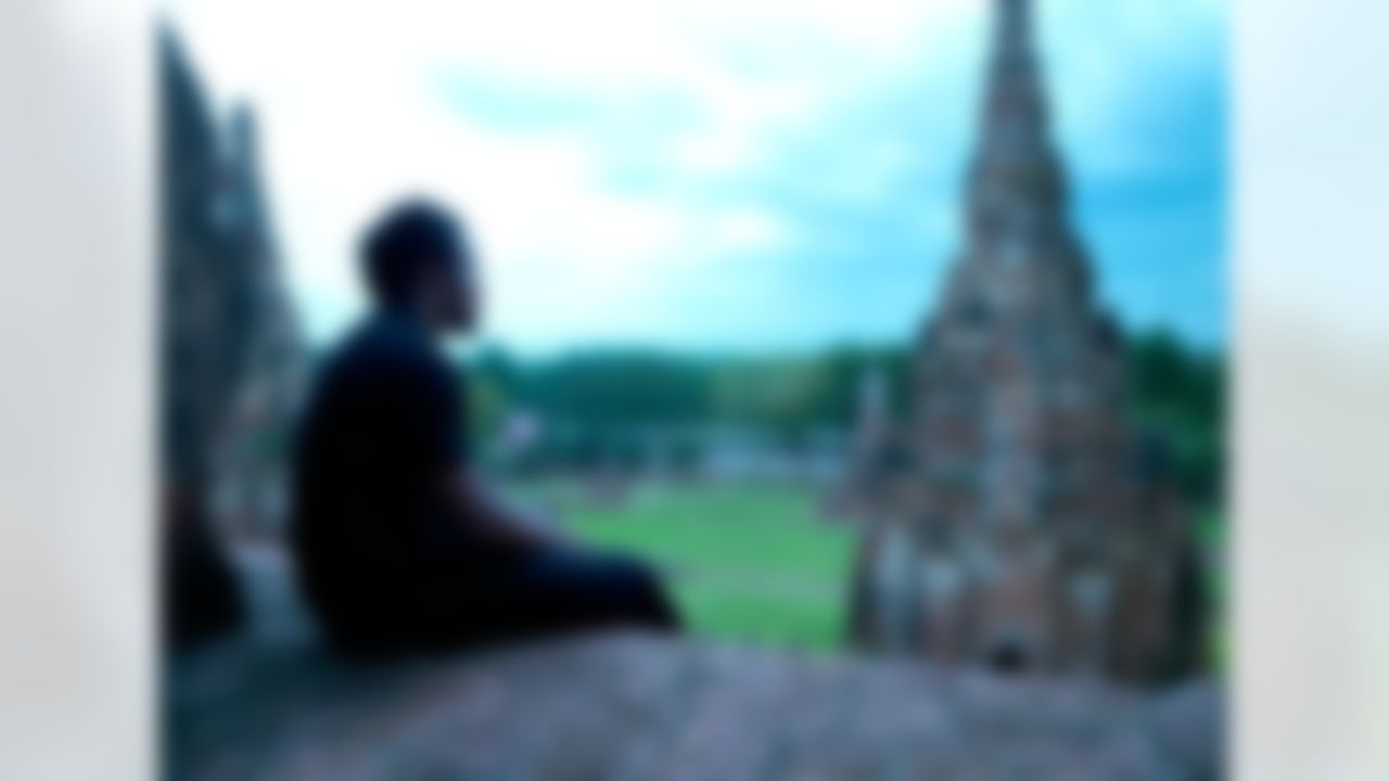 Dhani Jones in Thailand. (Photo by Travel Channel, L.L.C.)