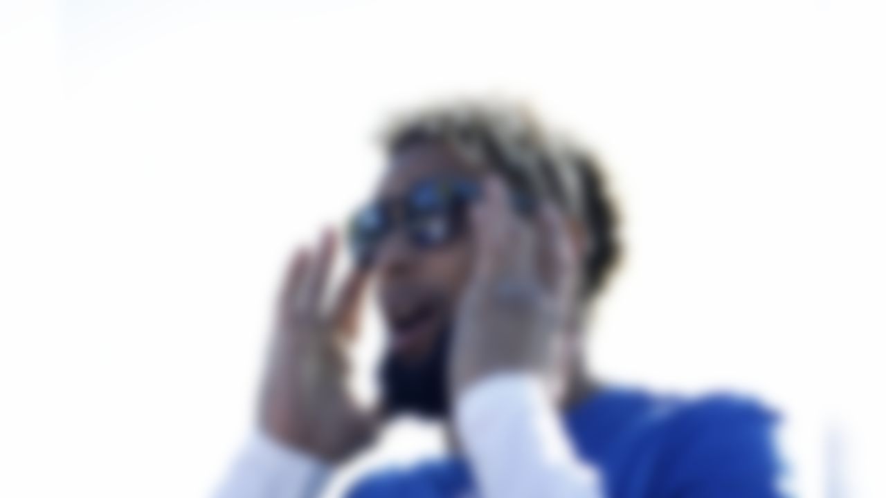 New York Giants wide receiver Odell Beckham Jr. (13) puts on a pair of Spectacles by Snapchat during an NFC Team Practice prior to an NFL Pro Bowl football game on Saturday, Jan. 28, 2017 in Lake Buena Vista, Fla.