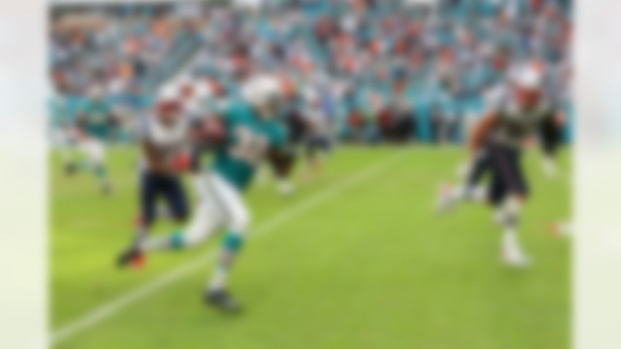 The Dolphins trailed 33-28 with seven seconds left in game when Ryan Tannehill connected on a pass to Kenny Stills for 14 yards, Stills lateraled to DeVante Parker, who lateraled to Kenyan Drake, who ran 52 yards, past Rob Gronkowski for the 69-yard game-winning touchdown. The Patriots defense gave up the longest come-from-behind game-winning TD from scrimmage in regulation in NFL history.Tom Brady went 27/43 for 358 pass yards, 3 TD, 0 INT and a 112.4 passer rating. It was Brady�s first career loss in which he posted 300+ pass yards, 3+ pass TD and 0 INT. Brady is 7-10 on the road vs. the Dolphins in his career and 1-6 in such games in December. Brady surpassed Peyton Manning (579) for most pass TDs in NFL history, including playoffs (582). The Patriots defense gave up 189 rushing yards, their most rush yards allowed since 2014.