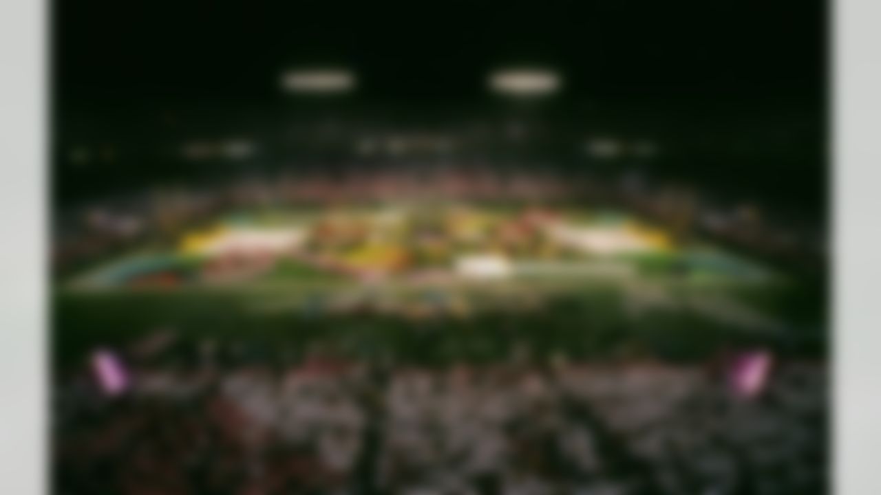 An overview of the halftime extravaganza during Super Bowl XXIII on January 22, 1989 at Joe Robbie Stadium in Miami, Florida. (AP Photo/Al Messerschmidt)