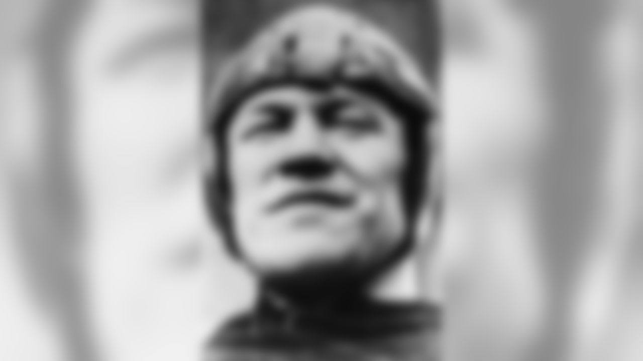 Photo of the Day: Jim Thorpe and the 1925 New York Giants