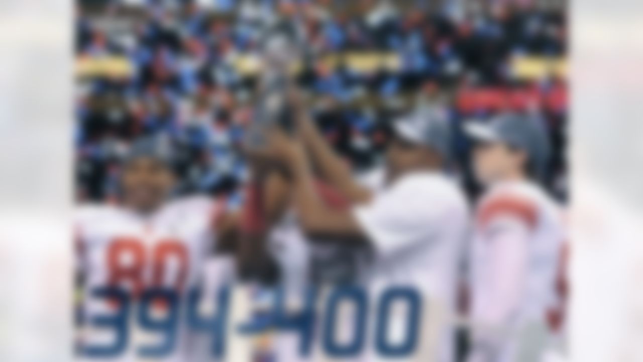 The 2011 Giants are the only team in the Super Bowl era to win a Super Bowl after being outscored during the regular season. The Giants were outscored 394-400 in the regular season. The Patriots team they beat in the Super Bowl was ranked third in total points and outscored their opponents by 171 points.