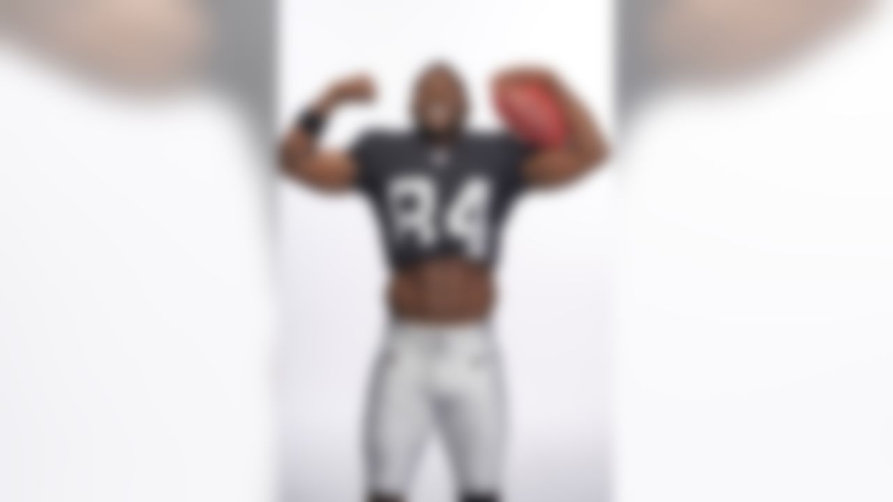 Oakland Raiders wide receiver Antonio Brown (84) flexes for a photo during a portrait session on Monday, June 10, 2019 in Oakland, Calif. Brown caught for 1,297 yards and led the NFL with a career-high 15 touchdowns last season with the Pittsburgh Steelers despite the presence of second-year Pittsburgh Steelers wide receiver JuJu Smith-Schuster.