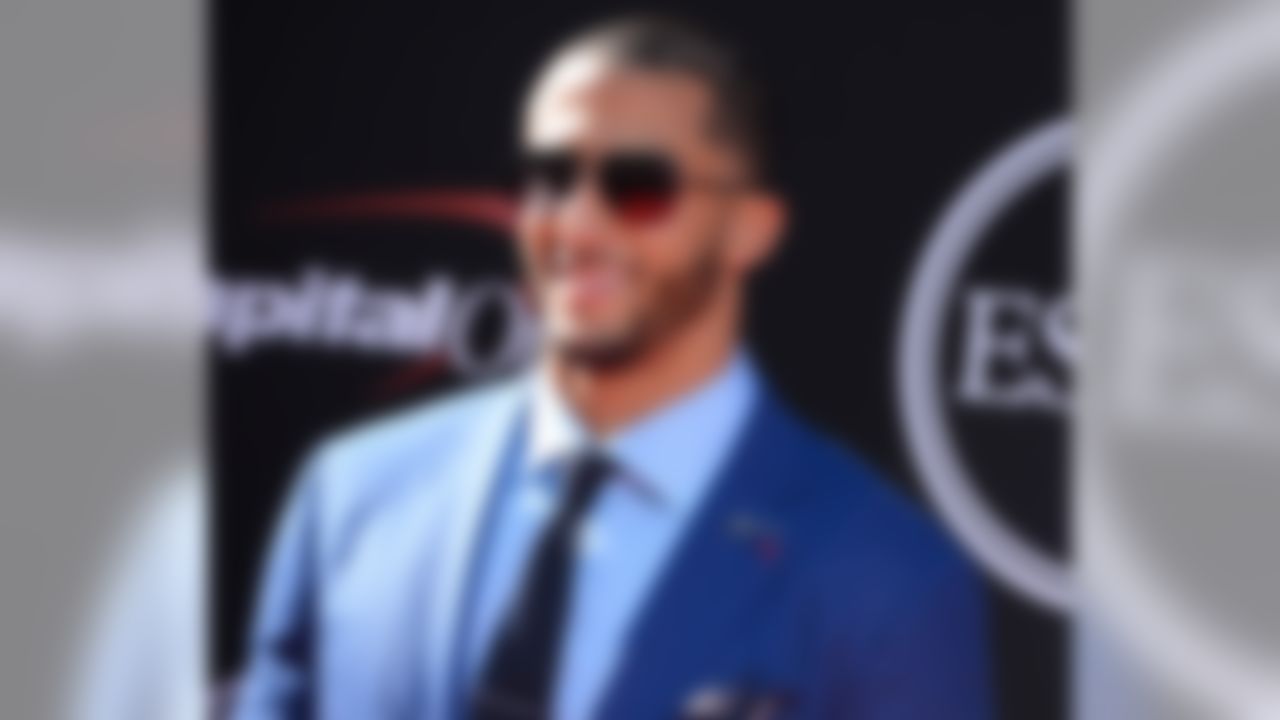 San Francisco 49ers' Colin Kaepernick arrives at the ESPY Awards at the Nokia Theatre on Wednesday, July 16, 2014, in Los Angeles. (Photo by Jordan Strauss/Invision/AP)