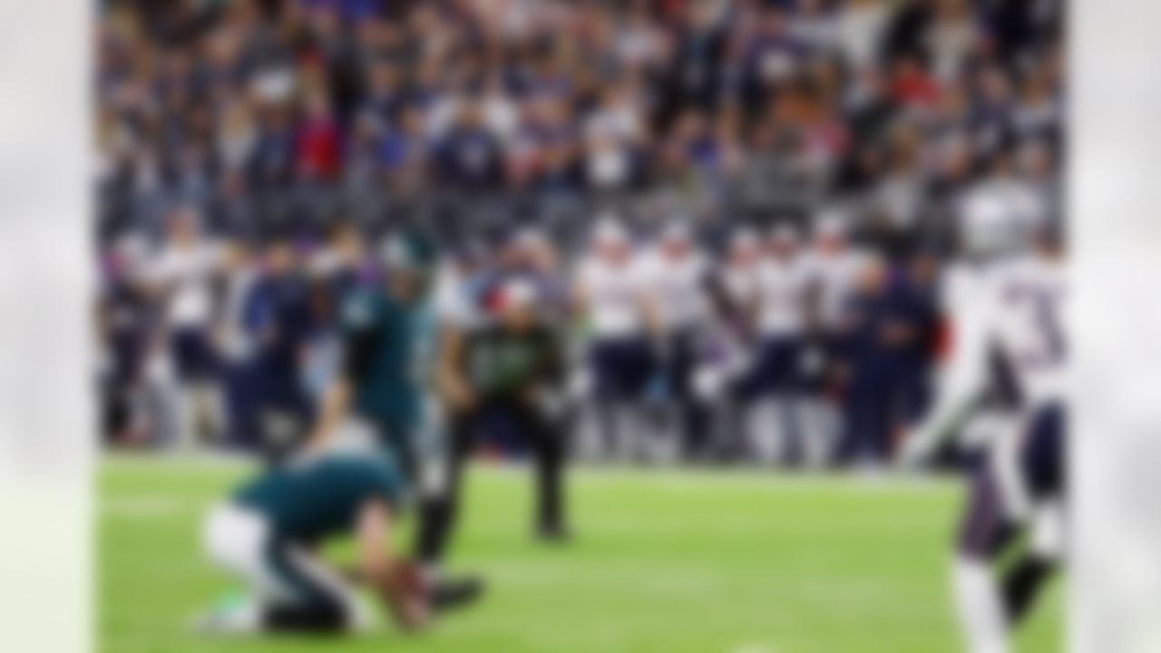 Philadelphia Eagles place kicker Jake Elliott (4) kicks the ball during the NFL Super Bowl LII football game against the New England Patriots on Sunday, Feb. 4, 2018 in Minneapolis, Minn.