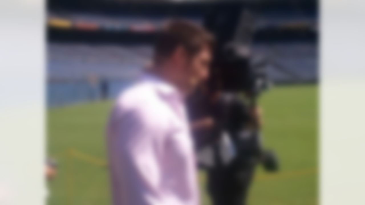 New York Jets quarterback Tim Tebow makes his way to the stage before delivering a sermon at Qualcomm Stadium in San Diego, California on June 17, 2012. (Kenny Legan/NFL)