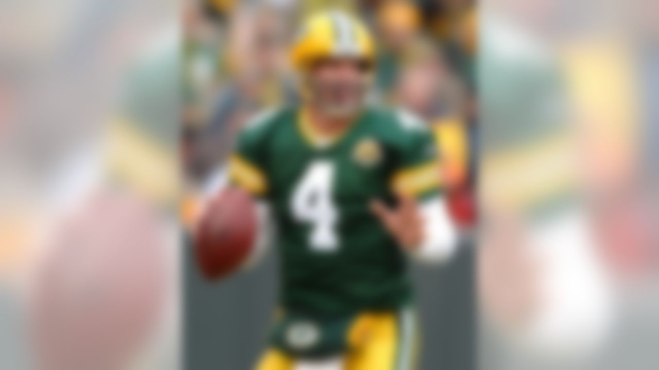 Favre is NFL passing yards leader