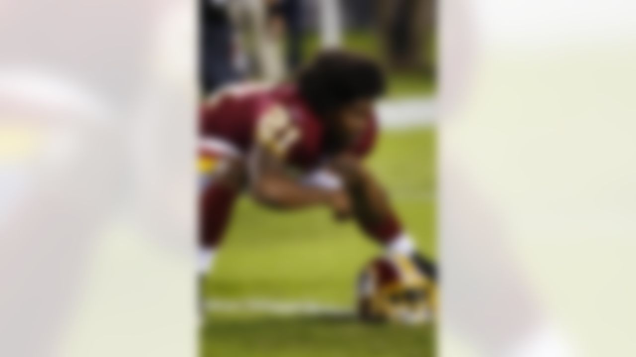 Sean Taylor #21 of the Washington Redskins stretches out prior to action against the Philadelphia Eagles on September 17, 2007 in Philadelphia. The Redskins defeated the Eagles 20-12. (AP Photo/G. Newman Lowrance)