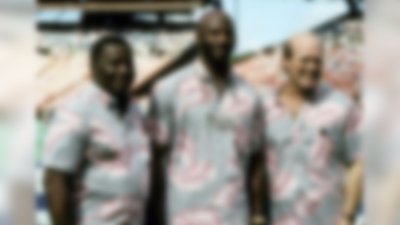 Pro Football Hall of Fame inductees Willie Wood, Mel Blount, and Terry Bradshaw at the NFL Pro Bowl, a 34-3 NFC victory on January 29, 1989, at Aloha Stadium in Honolulu, Hawaii. (Photo by NFL Photos)
