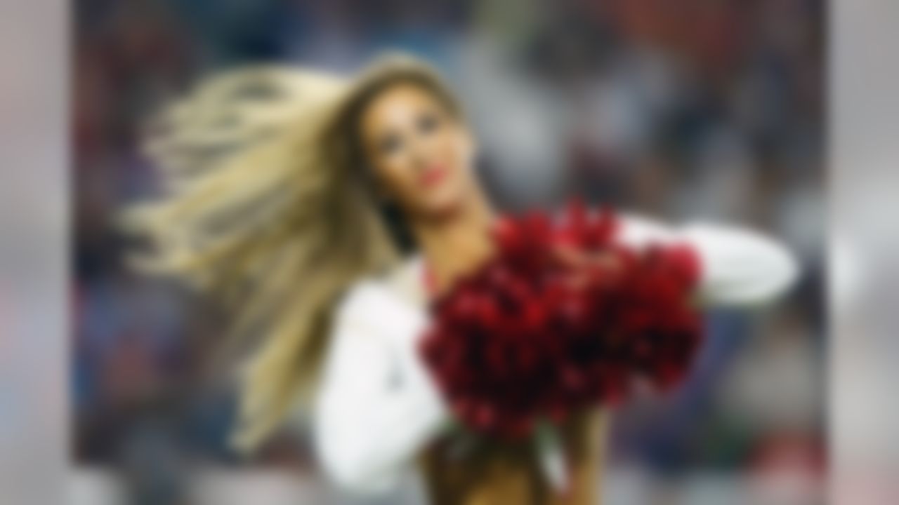 An Arizona Cardinals cheerleader performs during the NFL regular game against the Baltimore Ravens on Monday, Oct. 26, 2015 in Glendale, AZ. (Ric Tapia/NFL)