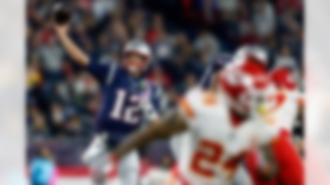 New England�s win over the Chiefs made Tom Brady the first quarterback in NFL history to reach 200 wins. The much-anticipated matchup between Brady and Patrick Mahomes did not disappoint as the two quarterbacks combined for 692 passing yards. This was the 11th instance of opposing starting quarterbacks having an age difference of at least 18 years since the 1970 (Brady, 41; Mahomes, 23). The Patriots offense put up 500 total yards (327 passing, 173 rushing) against the Chiefs. Brady threw for 340 yards and 1 touchdown, while Sony Michel took 24 carries for 106 yards and 2 touchdowns. Additionally, Julian Edelman also caught his first TD reception since the 2016 AFC Championship, and Rob Gronkowski's three receptions pushed him to the 500 career catches mark.With another sack-less game, the Patriots became the only team in the NFL with multiple games with zero sacks this season.
